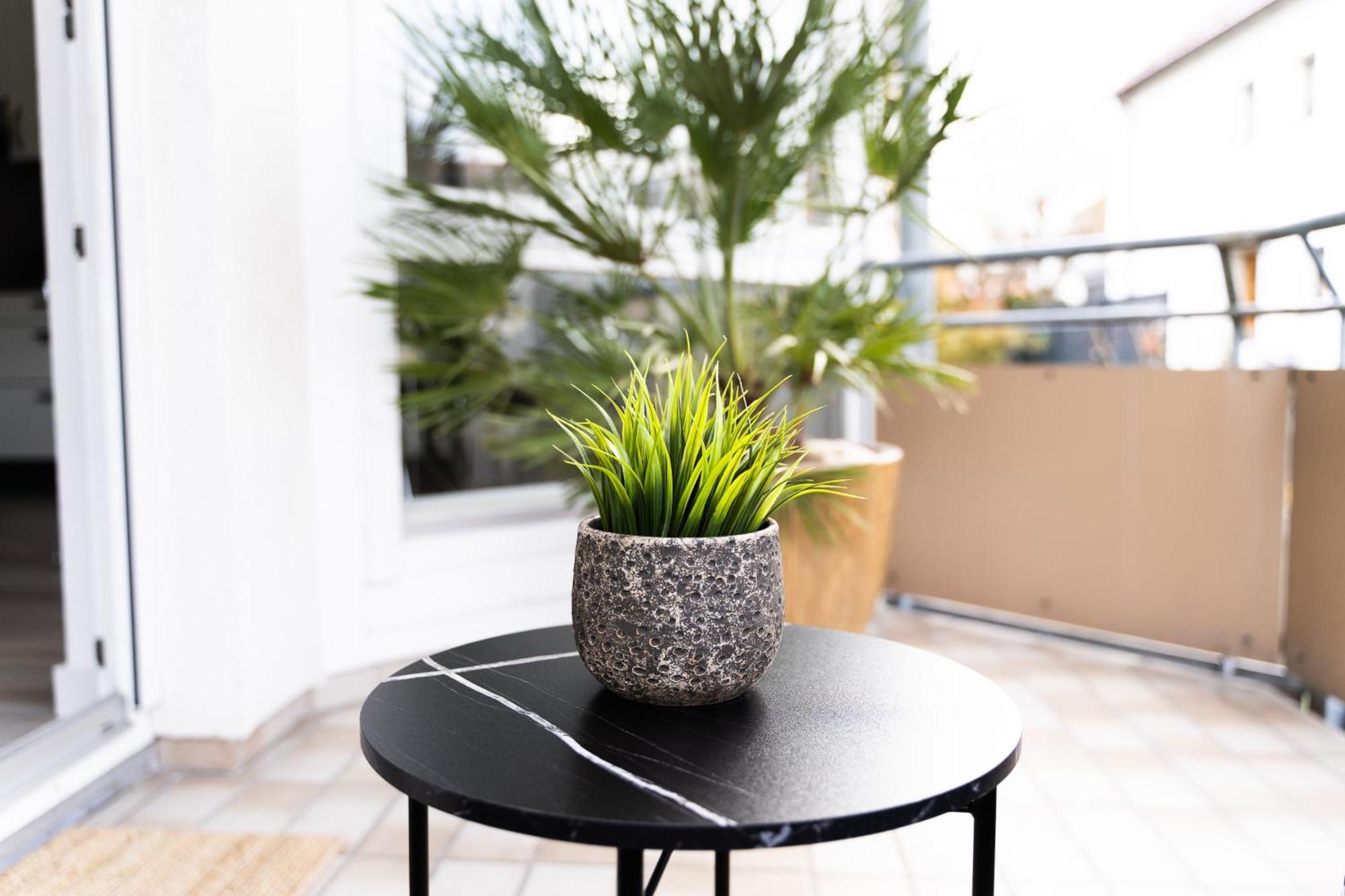 Lubu Stay Central, Cozy, With Workspace And Parking Ludwigsburg Ngoại thất bức ảnh